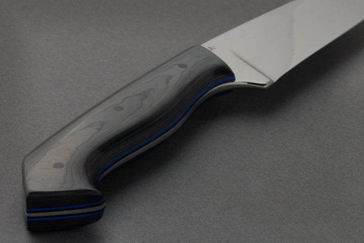 125 mm Damascus Camp - Carbon Fiber, handle close-up