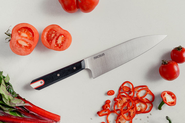 184 mm Burnside Chef with tomatoes, sliced red peppers and chard